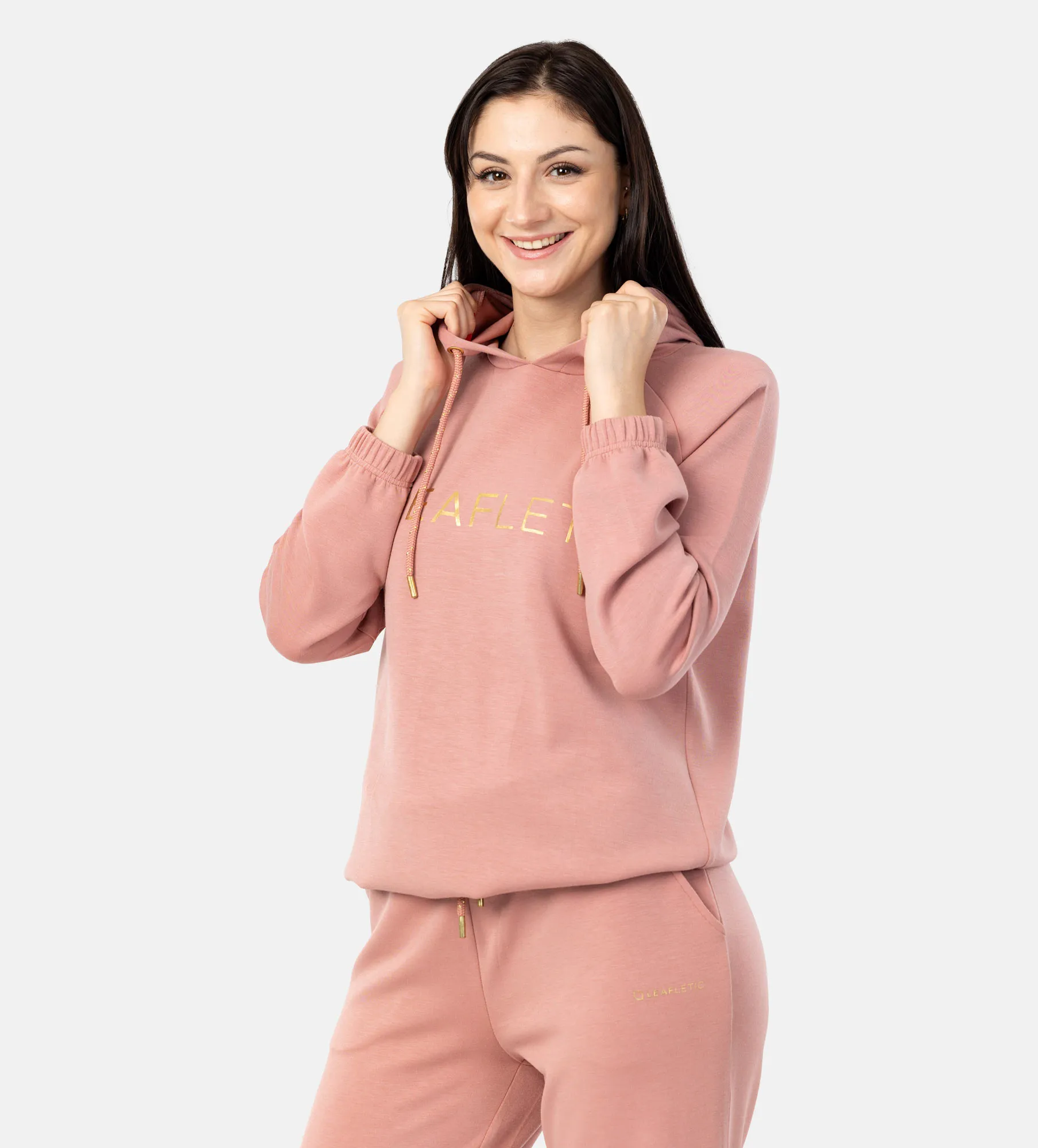 Sweatshirt com capuz curto para mulher - roupa desportiva