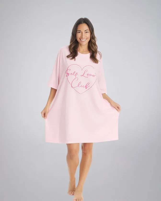Camiseta oversized de dormir para mulher